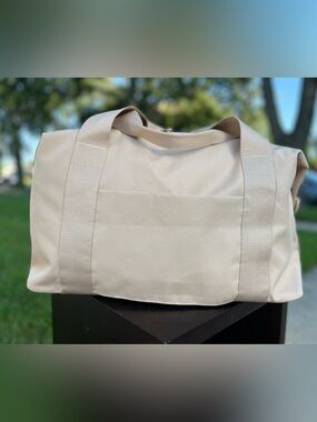 BEISic Beige Duffle